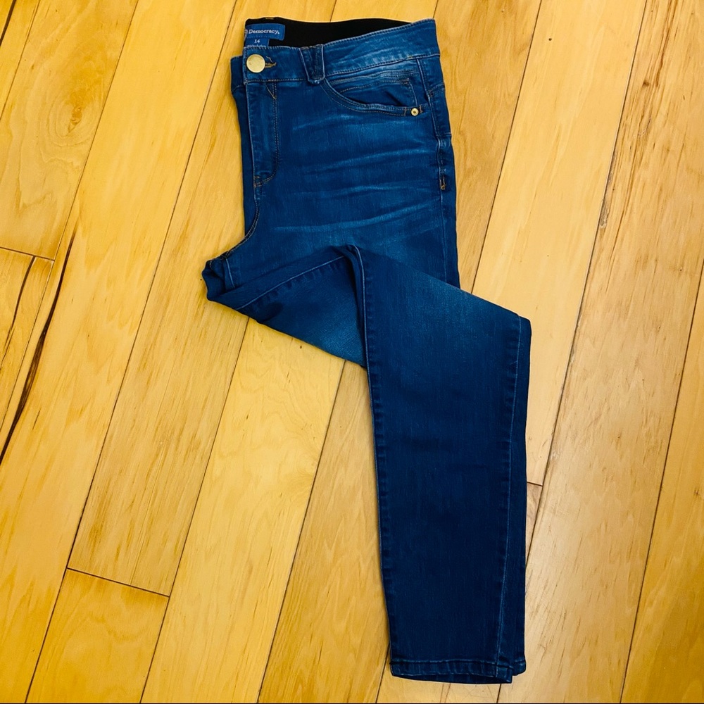 Democracy “Ab”solution Women’s Jeans (Super comfy elastic waist band) size 14